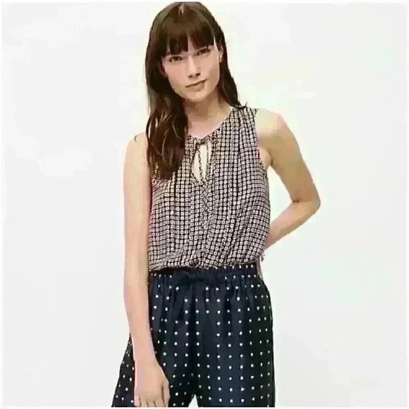 J. Crew Sleeveless Pleated Blouse Geometric Print Sz XS - Picture 1 of 8